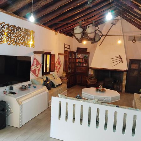 Casa Rural Cerro Campon Carmona  Exteriör bild